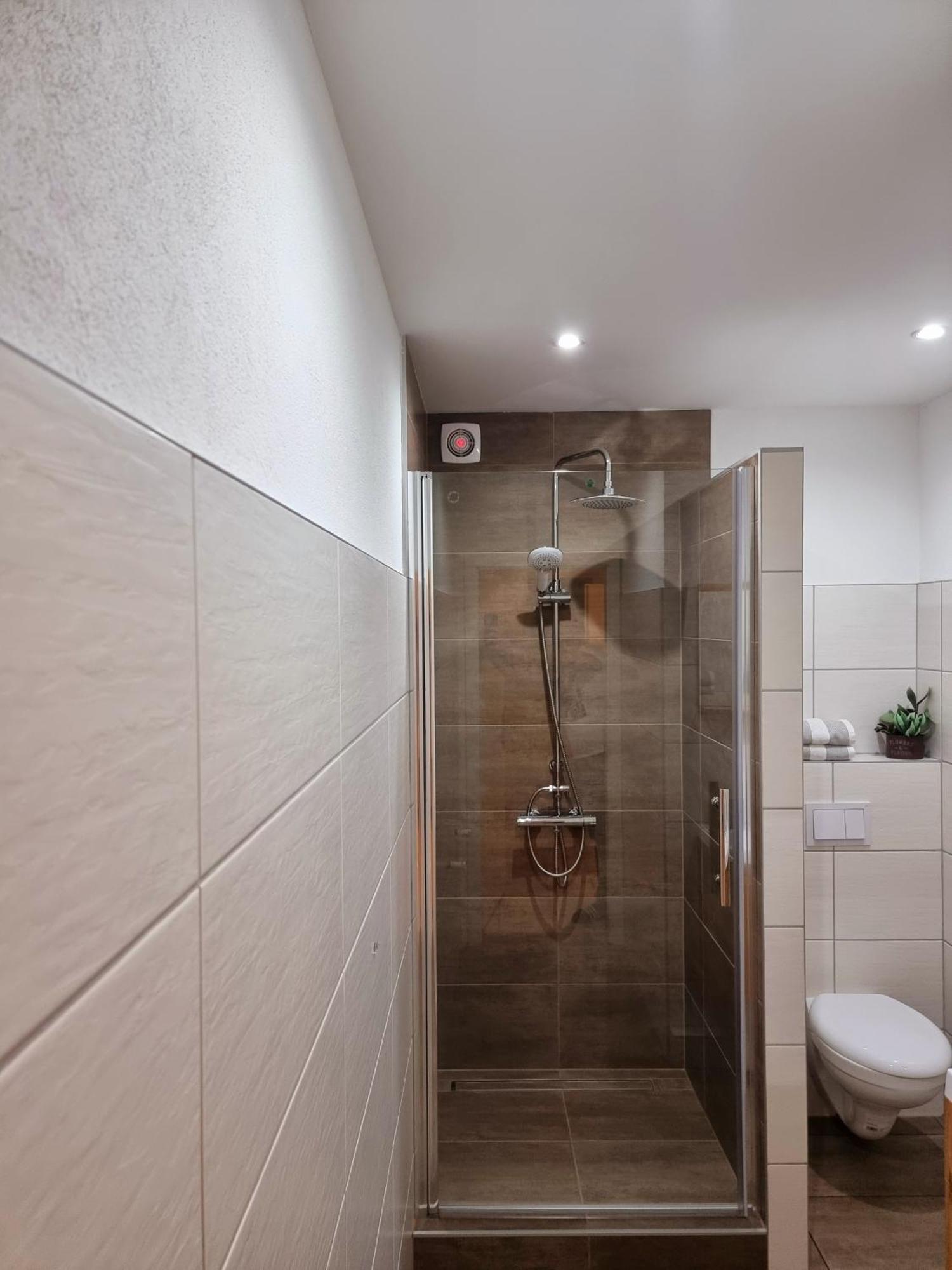 Workershome - Business Apartments - Monteurwohnungen Wertheim Quarto foto